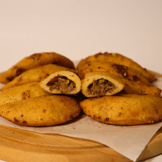Carne Mechada (Tiftik Etli) Empanadas